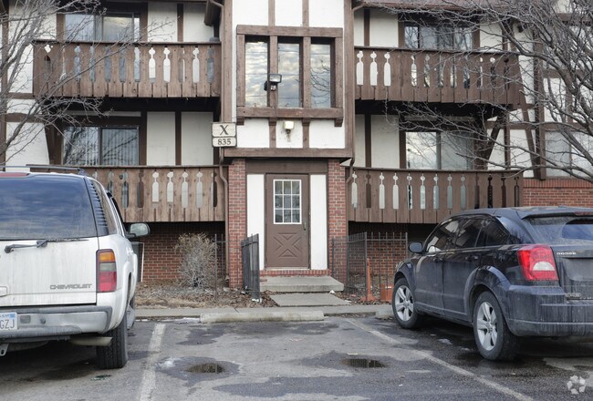 Foto del edificio - 835 W 26th St S