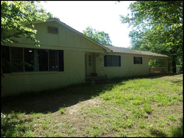 Foto del edificio - 701 N Buchanan St