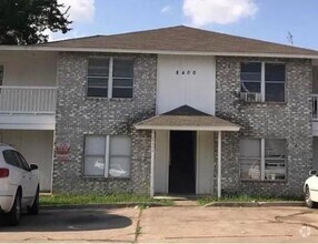 Building Photo - 8400 Garcreek Cir
