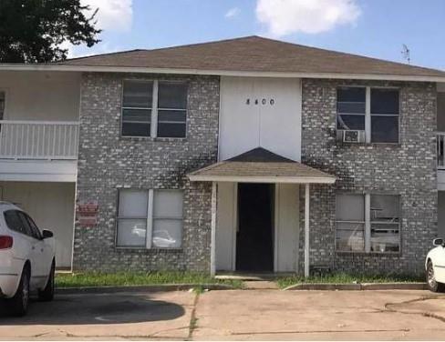 Primary Photo - 8400 Garcreek Cir