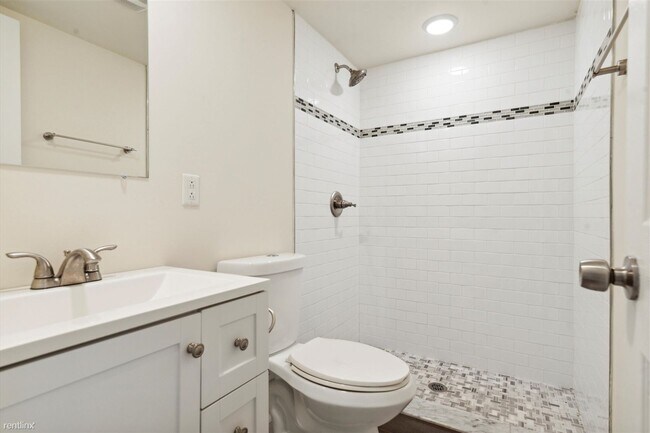 Building Photo - 3 br, 3 bath Duplex - 1714 FONTAIN ST Unit 1