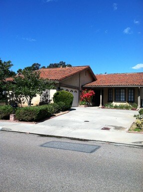 Foto del edificio - 1126 W Country Club Ln