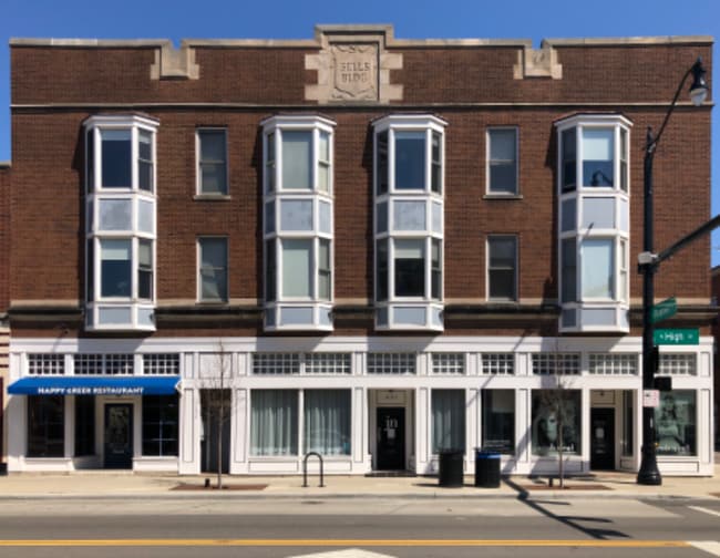 Building Photo - 656 N High St