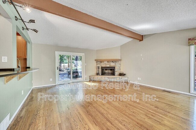 Building Photo - 1050 Big Valley Dr