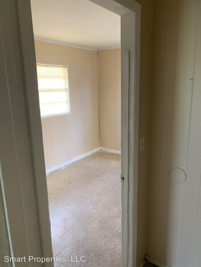 Building Photo - 3 br, 1 bath House - 312 3rd Terrace SW