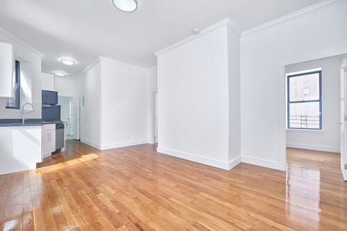 Building Photo - 2095 Madison Ave