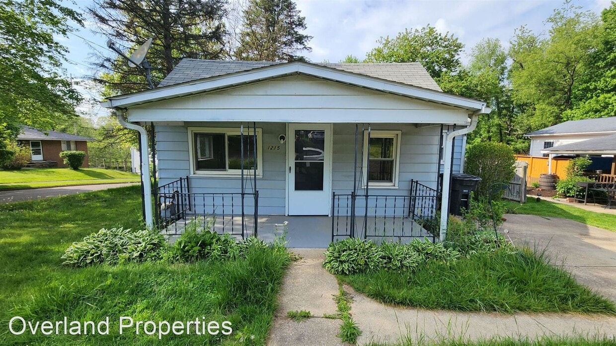 Primary Photo - 3 br, 2 bath House - 1215 Sparhawk Ave