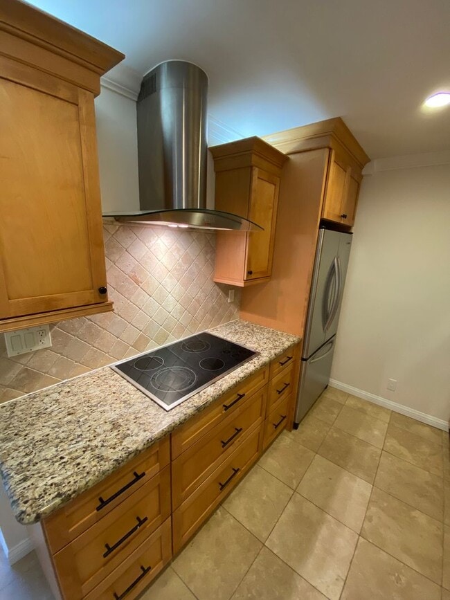 Building Photo - 1 Bed 1 Bath Condo In Walnut Creek *REMODE...