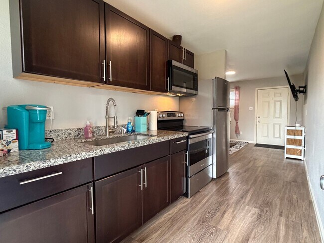 Foto del edificio - 1412 E 35th St