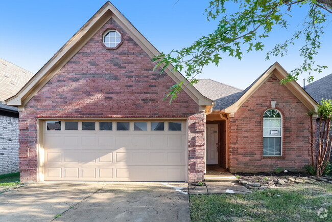Building Photo - 9887 Wynngate Dr