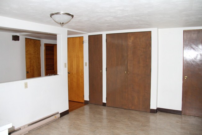 Foto del edificio - 935 E 2nd St