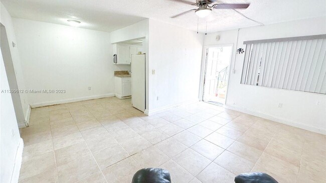 Foto del edificio - 12275 NE 19th Ave