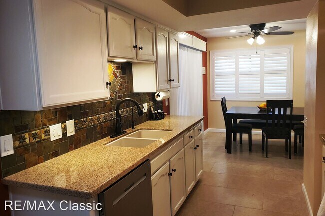 Building Photo - 2 br, 2 bath House - 76 Leisure World