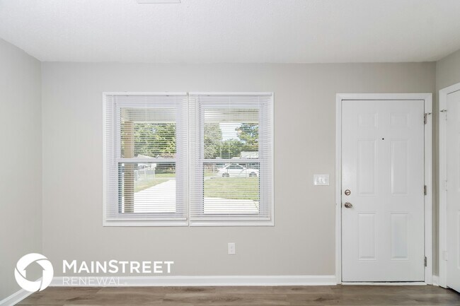 Foto del edificio - 2318 Acorn Rd