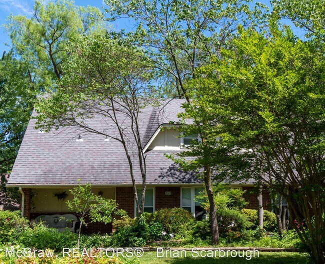 Foto del edificio - 4 br, 2.5 bath House - 6565 S. Hudson Place