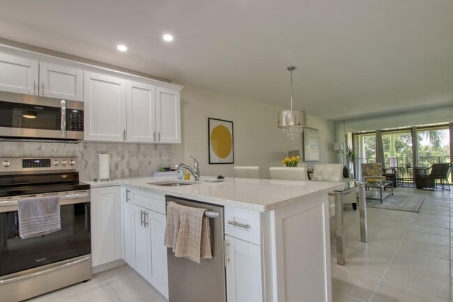 Building Photo - 4801 Esedra Ct