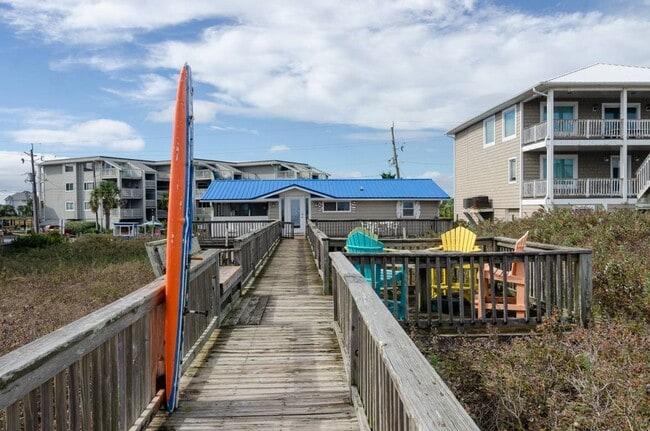 Building Photo - 1816 Canal Dr