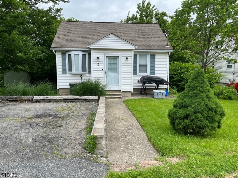 5 2nd Ave, West Milford, NJ 07480 House Rental in West Milford, NJ