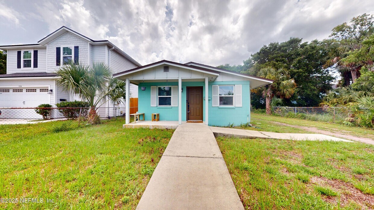 Foto principal - 216 9th St S