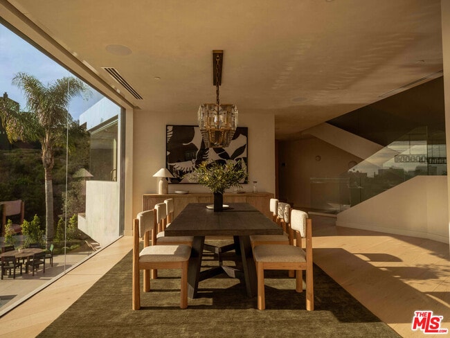 Foto del edificio - 1778 Viewmont Dr