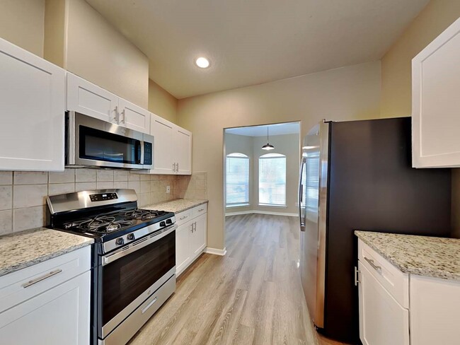 Foto del edificio - 12143 Landsdown Ridge Way