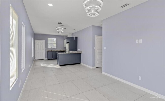 Foto del edificio - 1200 W Harrison Ave