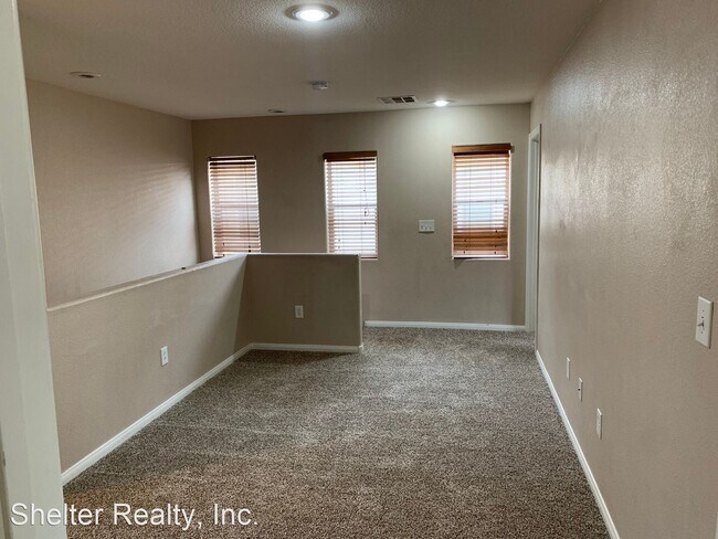 Foto del edificio - 3 br, 2.5 bath House - 308 Snow Dome Aveneue