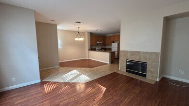 Building Photo - 1800 E Lakeshore Dr