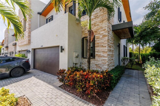 Foto del edificio - 10590 NW 78th Terrace