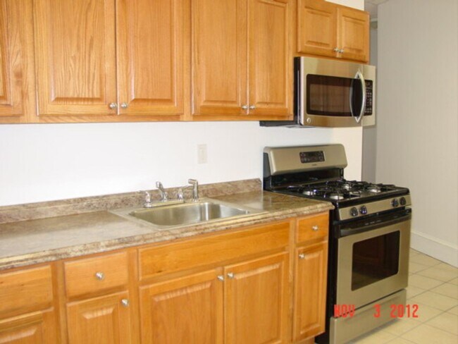 Foto del edificio - 545 Revere St