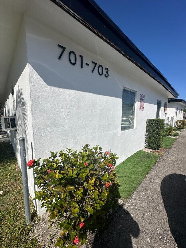 Building Photo - MISHPAJA 18 LLC