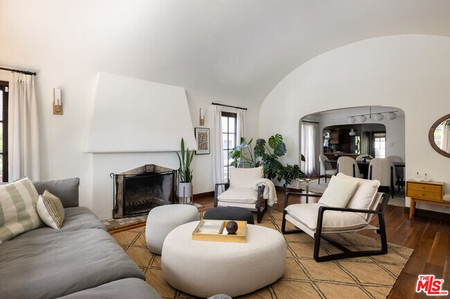 Foto del edificio - 851 Masselin Ave