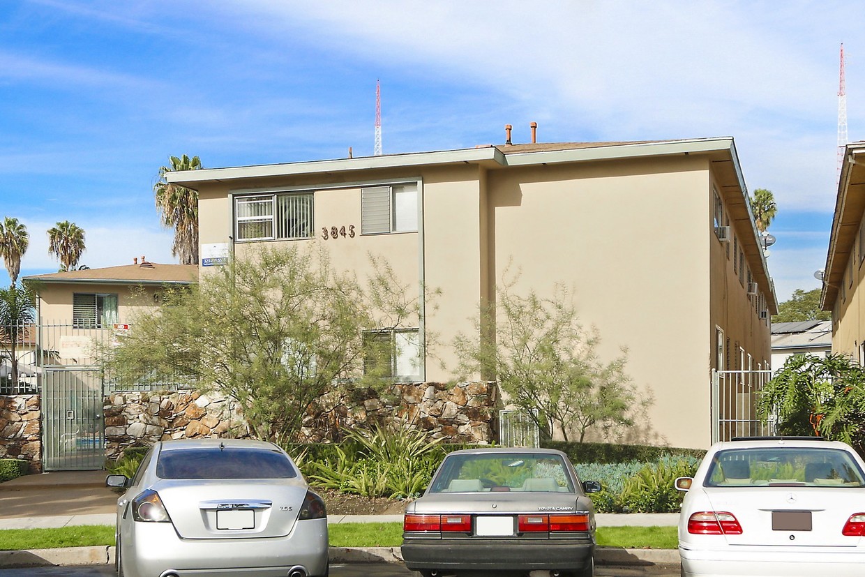 Primary Photo - 3845 Potomac Ave Los Angeles, CA 90008