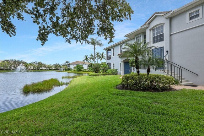 Foto del edificio - 5012 Maxwell Cir