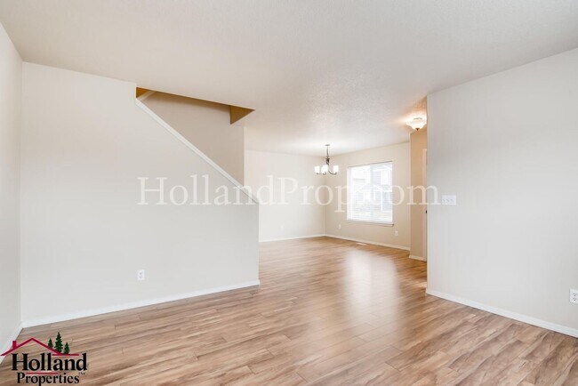 Building Photo - Charming 3-Bedroom Single-Family Home with...