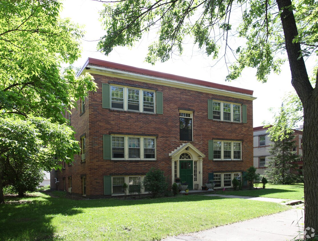 Foto del edificio - 2793 Xerxes Ave S