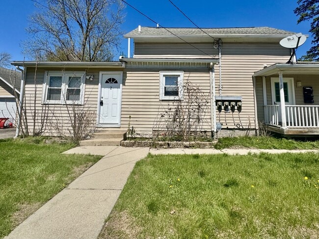 Photo - 219 N Prospect Rd House