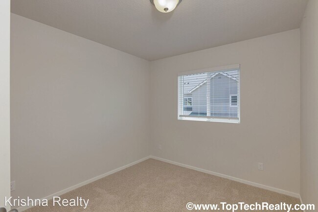 Foto del edificio - 3 br, 2.5 bath House - 7296 NW 164th Ave