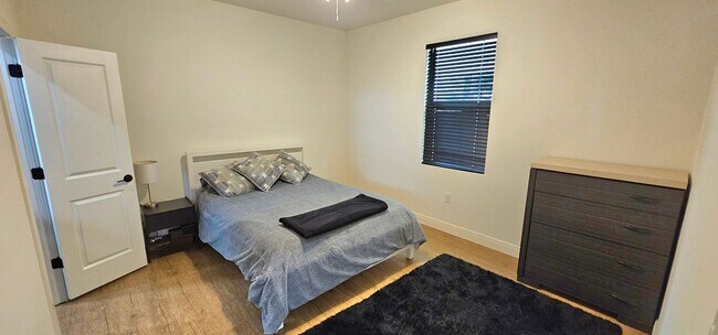 Foto del edificio - Newfound Harbor 4-bedroom New Construction...