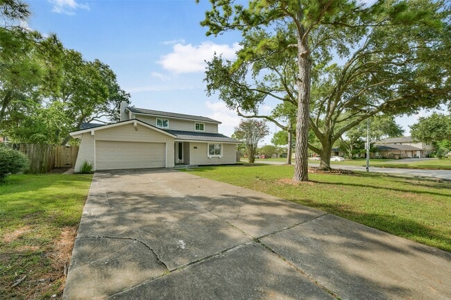 Building Photo - 3727 Thursa Ln