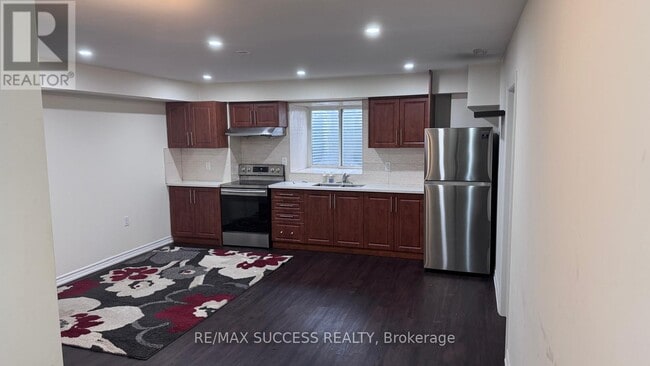 Building Photo - 3 Aries St