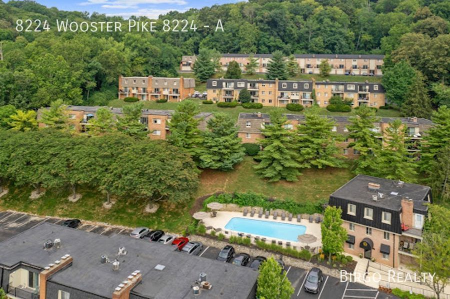 8224 Wooster Pike Unit A, Cincinnati, OH 45227 - Room for Rent in ...