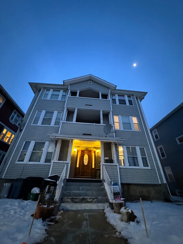143 Providence St Unit 6, Worcester, MA 01604 Condo for Rent in