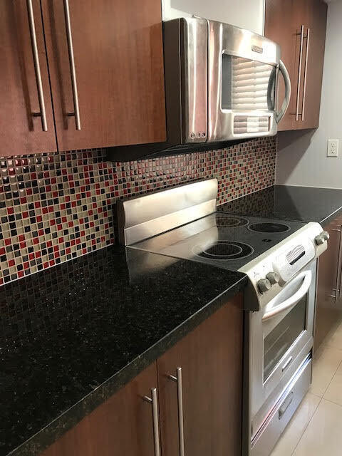 Foto del edificio - 8275 NW 7th St
