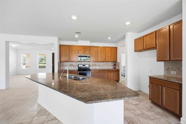 Building Photo - 20623 Pioneer Oak Ln
