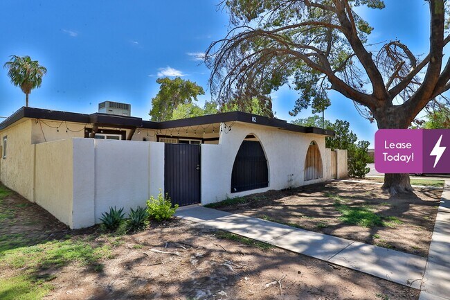 Building Photo - 720 S Dobson Rd