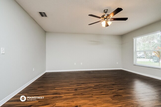 Building Photo - 1420 Gilpin Ave