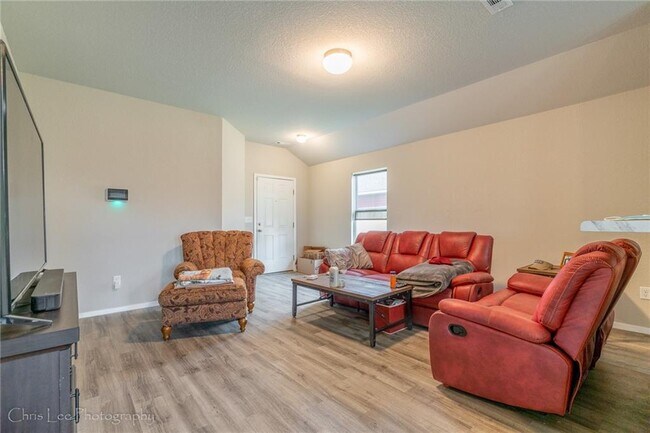 Foto del edificio - 4703 W Hoover Loop