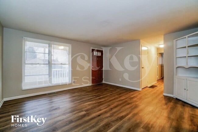 Building Photo - 1061 Harwood Dr