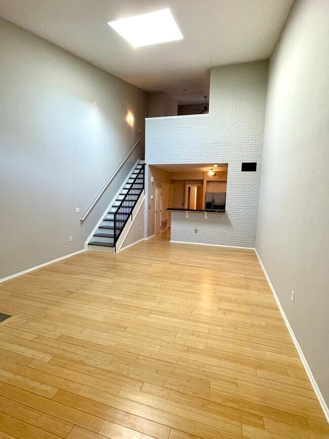 Building Photo - 3149 Blake St